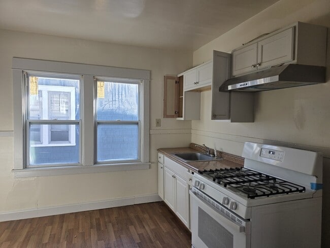 265 Lisbon Ave in Buffalo, NY - Building Photo - Building Photo