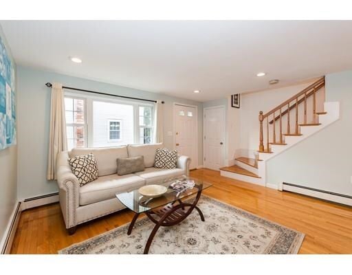 61 Decatur St in Arlington, MA - Building Photo - Building Photo