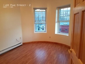 148 Pearl St in Chelsea, MA - Building Photo - Building Photo