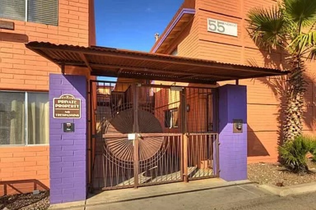 55 N Cherry Ave in Tucson, AZ - Foto de edificio