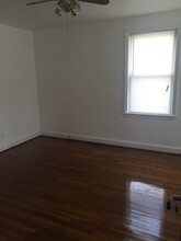 2951 Nelson Pl SE, Unit 4 in Washington, DC - Foto de edificio - Building Photo