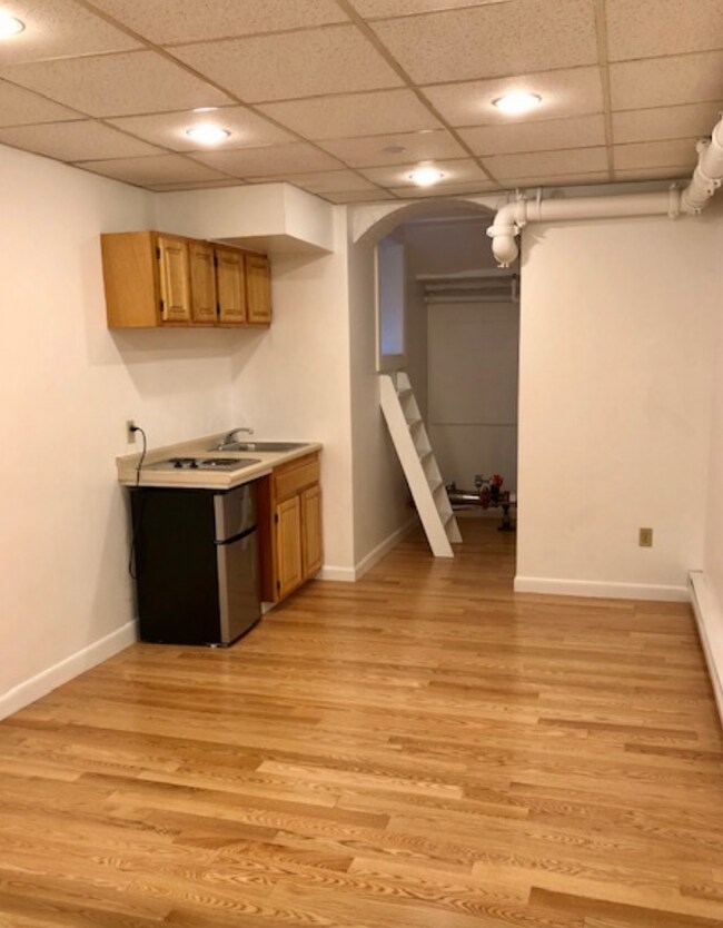 406 Beacon St, Unit B in Boston, MA - Foto de edificio - Building Photo