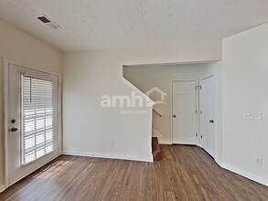 3917 Abernathy Farm Way in Acworth, GA - Building Photo - Building Photo