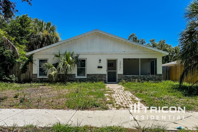 property at 3954 Burlington Ave N