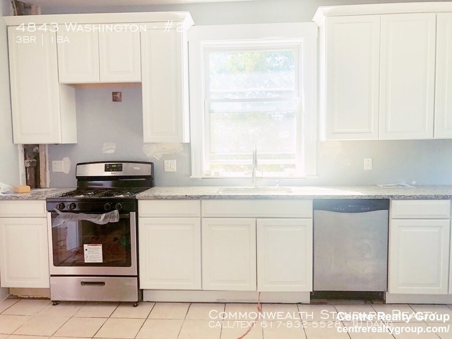 4843 Washington St-Unit -#2 in Boston, MA - Building Photo