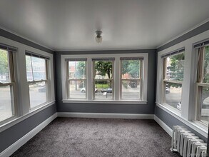 147-35 41st Ave in Queens, NY - Building Photo - Building Photo