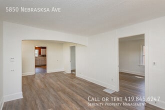 5850 Nebraska Ave in Toledo, OH - Building Photo - Building Photo