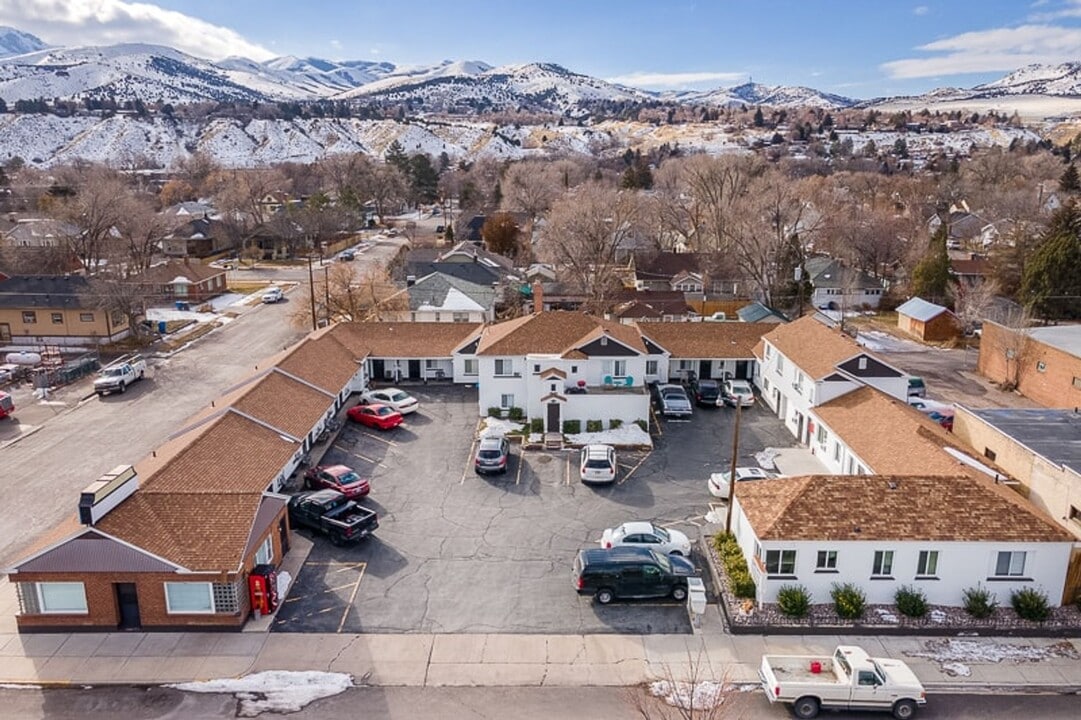 1119 N. Main Street in Pocatello, ID - Foto de edificio