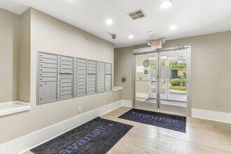 Cameron Court in Detroit, MI - Building Photo - Building Photo