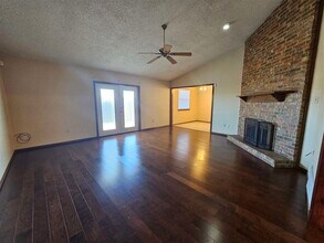 2309 NW Dunstan Ln in Lawton, OK - Building Photo - Building Photo
