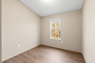 15843 Country Way in Lindale, TX - Building Photo - Building Photo