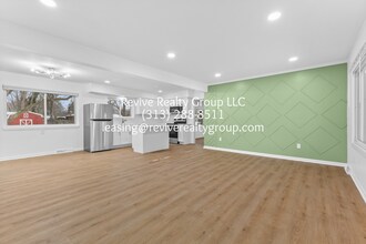 5337 Botsford Ave in Sterling Heights, MI - Building Photo - Building Photo
