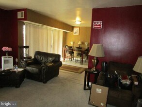 6310 Hil-Mar Dr in District Heights, MD - Building Photo - Building Photo