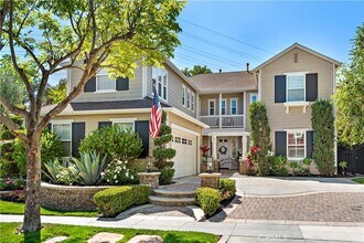 29 Hallcrest Dr, Unit AUCMZD in Mission Viejo, CA - Building Photo - Building Photo