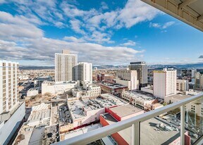 255 N Sierra St in Reno, NV - Building Photo