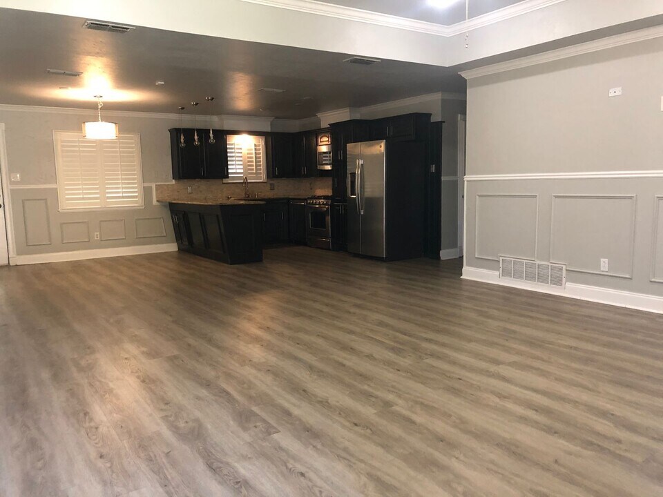 2321 53rd St in Lubbock, TX - Building Photo