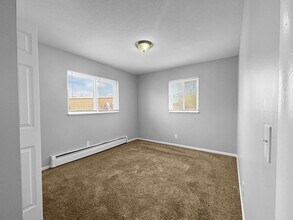 2410 36th St SW in Grand Rapids, MI - Building Photo - Building Photo