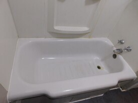 113 W Summit Ave in Augusta, KS - Building Photo