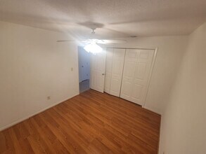 10905 126th Ave N in Largo, FL - Building Photo - Building Photo