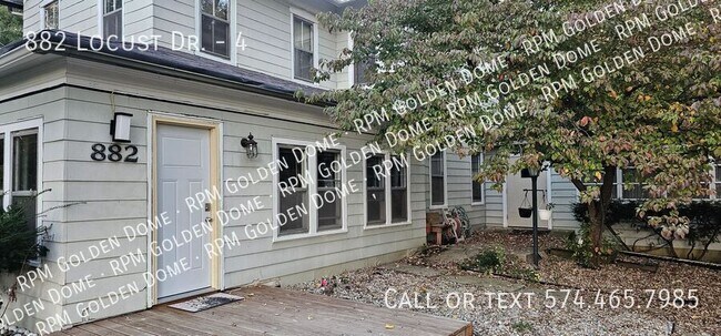 882 Locust Dr in Roanoke, IN - Building Photo - Building Photo