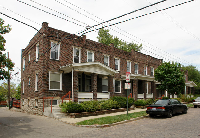 2043-2057 Waldeck Ave in Columbus, OH - Foto de edificio - Building Photo