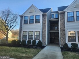 9 Sheffield Dr, Unit 70A in Evesham, NJ - Building Photo