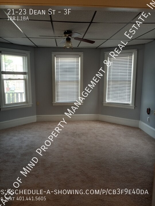 21-23 Dean St in Woonsocket, RI - Building Photo