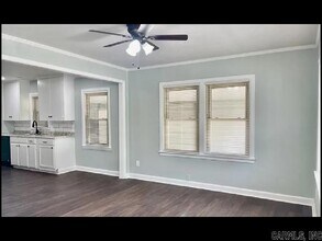 818 Poplar Dr in Benton, AR - Building Photo - Building Photo