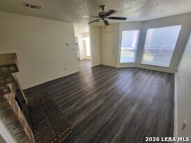 9840 Ardash Ln in San Antonio, TX - Building Photo