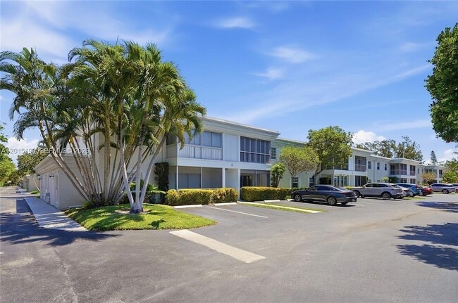 property at 6273 Bay Club Dr