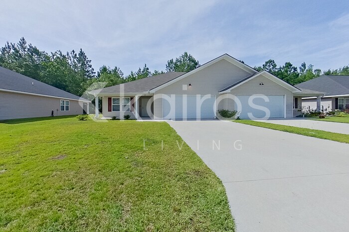 141 Cottage Grove Rd in Brunswick, GA - Building Photo