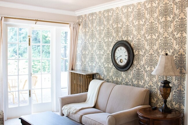 405 Fieldston Rd, Unit 301