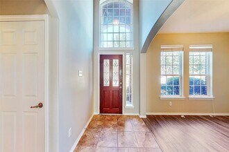 8915 Headstall Dr in Tomball, TX - Building Photo - Building Photo