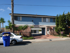 Bayview Manor in Imperial Beach, CA - Building Photo - Building Photo