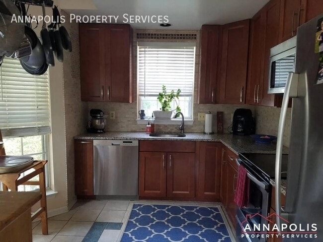 969 Windwhisper Ln in Annapolis, MD - Building Photo - Building Photo