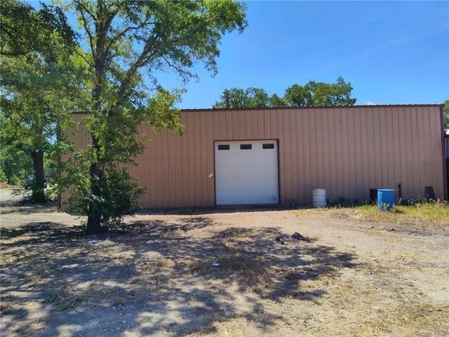 property at 19219 Hogeye Rd