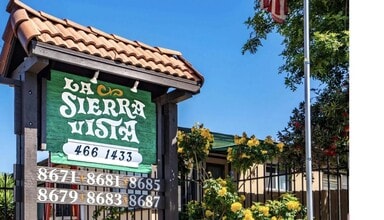 Sierra Vista 55+ Community in La Mesa, CA - Foto de edificio - Interior Photo