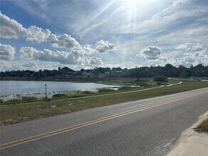 809 Lake Marie Blvd in Dundee, FL - Building Photo - Building Photo