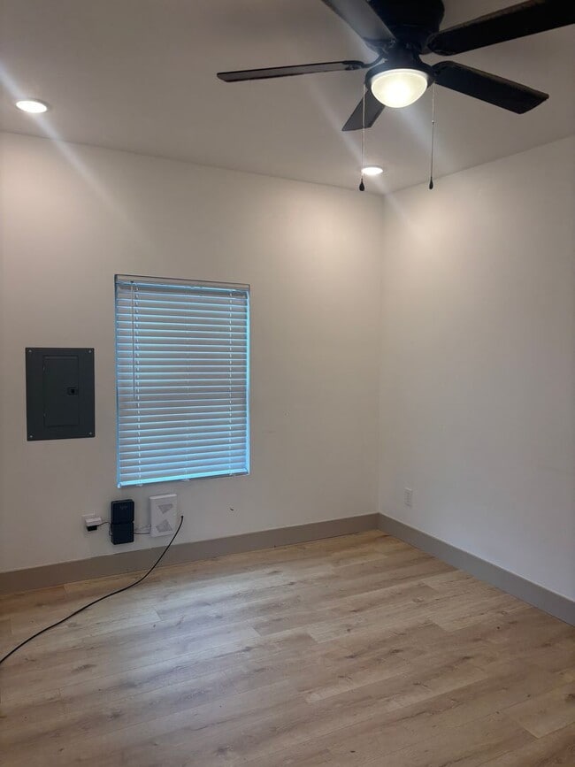 308 W Worley St in Columbia, MO - Building Photo - Building Photo