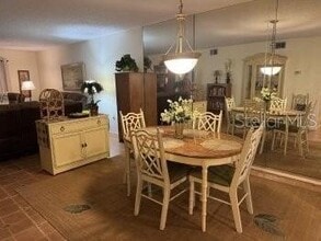 3124 Lake Bayshore Dr in Bradenton, FL - Building Photo - Building Photo