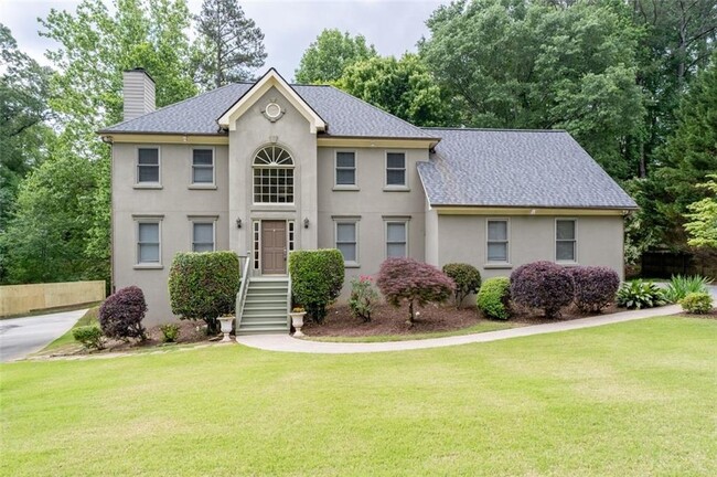 property at 3230 Mary Dr