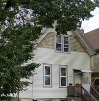 1725 S 14th St, Unit 1725B lower front