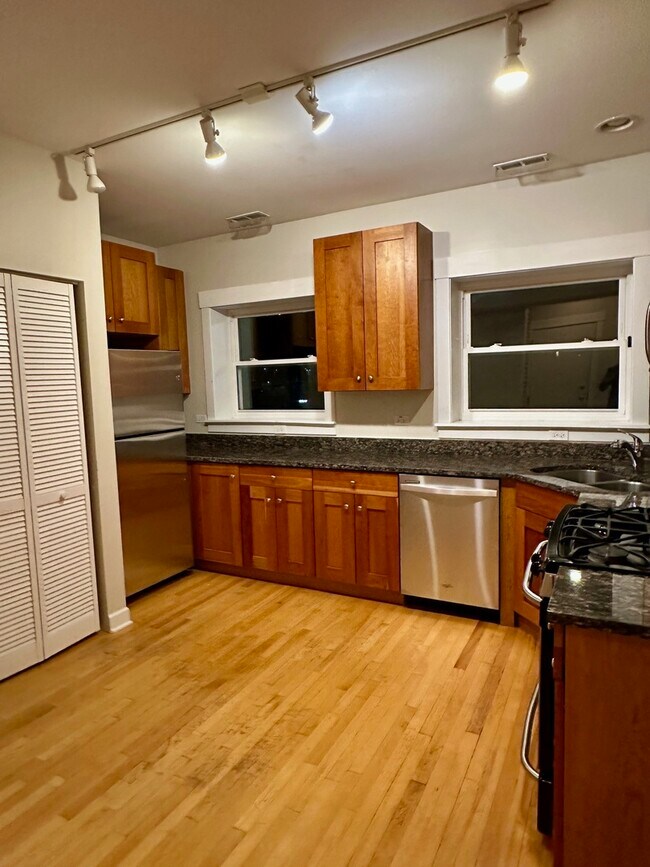 3 Prairie Ave in Evanston, IL - Building Photo - Building Photo