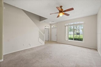 2050 Island Walk Dr in Orlando, FL - Building Photo - Building Photo