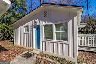 60 Hardeman Rd in Atlanta, GA - Building Photo - Building Photo