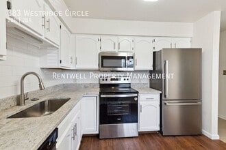 383 Westridge Cir in Phoenixville, PA - Building Photo - Building Photo