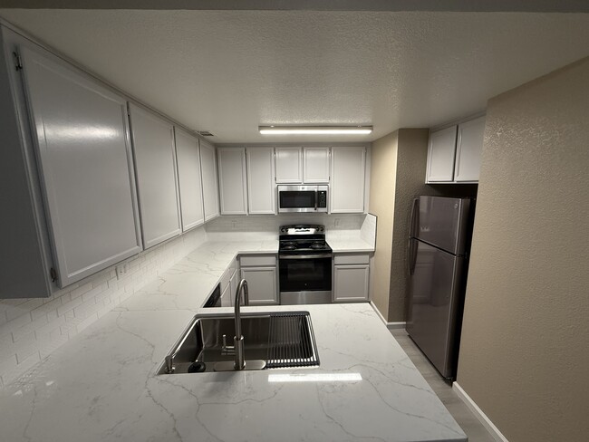 property at 1102 Cedar Creek Dr