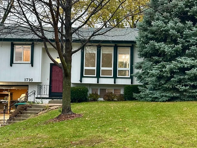 property at 1716 S 162nd St