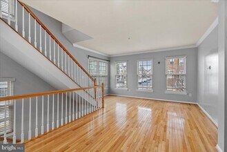 5317 Chieftain Cir in Alexandria, VA - Building Photo - Building Photo