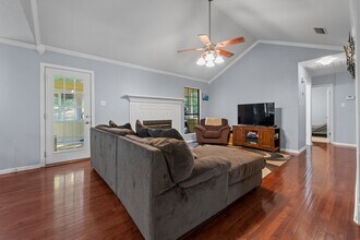 3812 Lakewood Valley Dr in North Little Rock, AR - Building Photo - Building Photo
